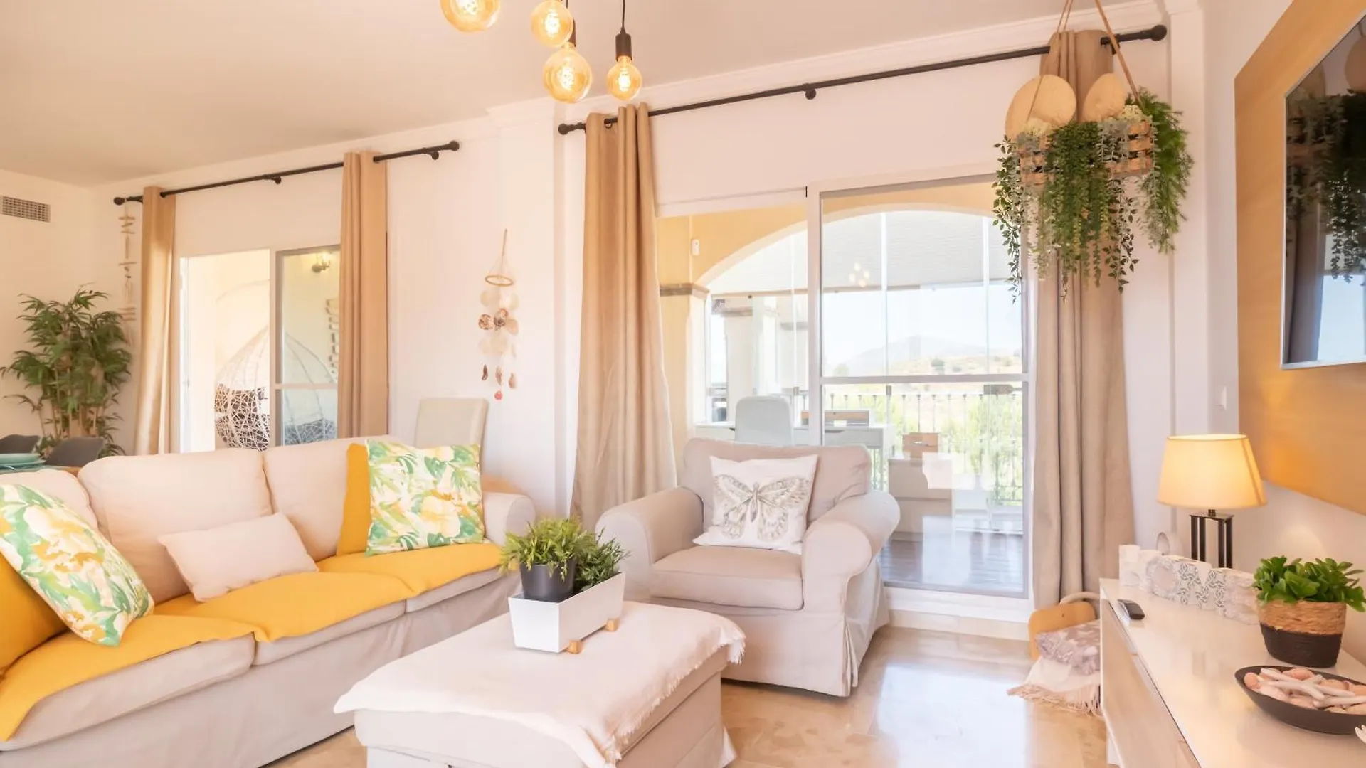 Luxury Mijas Golf, Pool & Pet Retreat - Happy Rentals 0*,
