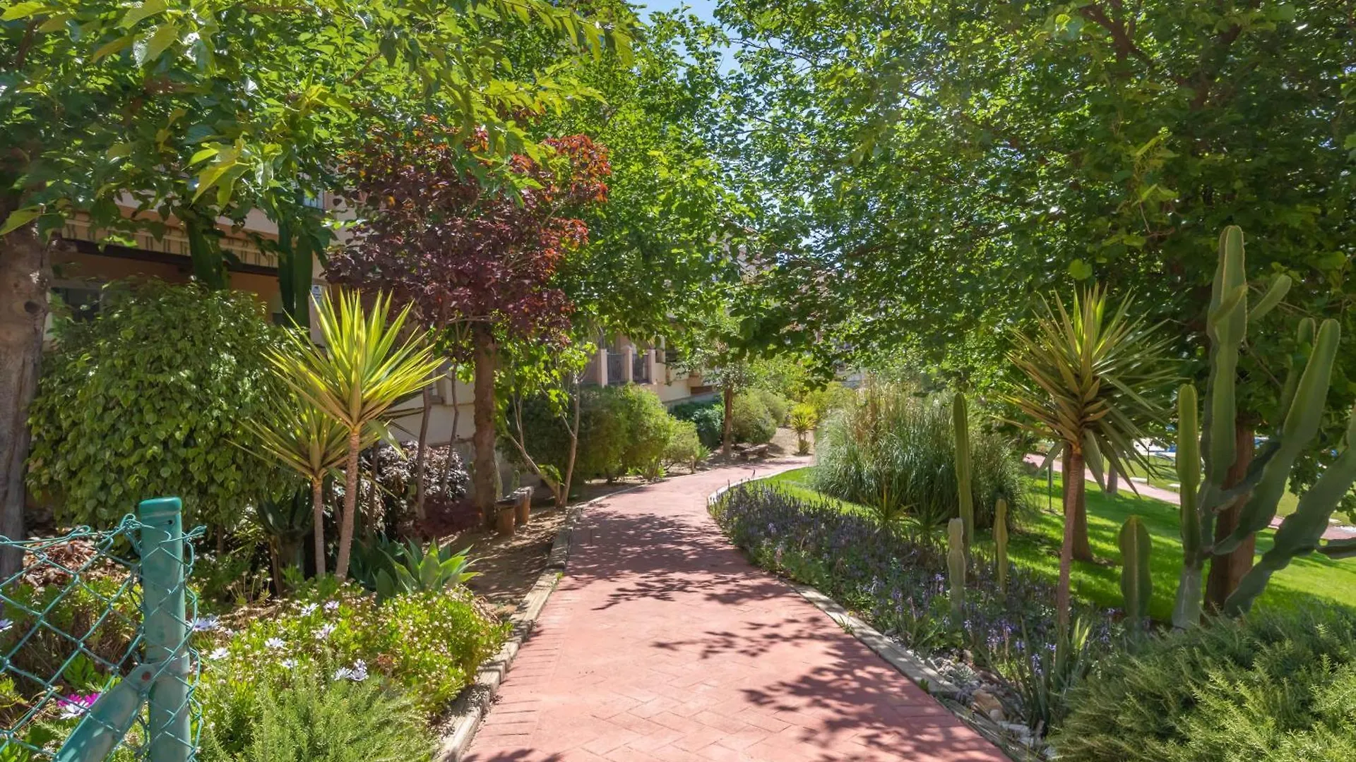 Luxury Mijas Golf, Pool & Pet Retreat - Happy Rentals 0*,  إسبانيا